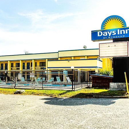 Days Inn By Wyndham Little River Buitenkant foto